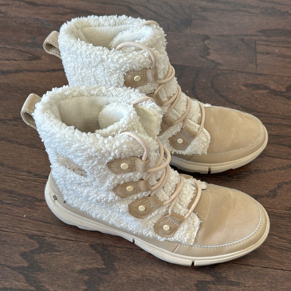 Sorel Women's Winter Boots in Cream and Tan - Picture 2 of 3